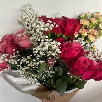 Trader Joe's - Beautiful floral selection - Grocery Near Me - La Habra, California Trader Joe's - Beautiful floral selection - Grocery Near Me - La Habra, California