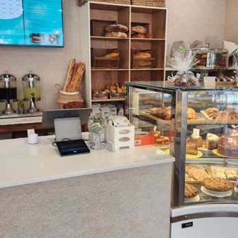 Stellina Bakery & Cafe - Counter - Bakeries Near Me - Syosset, New York Stellina Bakery & Cafe - Counter - Bakeries Near Me - Syosset, New York