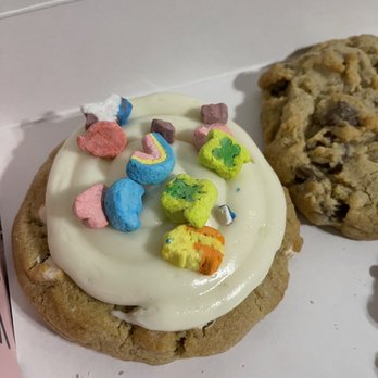 Crumbl - East Memphis - Lucky Charm cookie - Bakeries Near Me - Memphis, Tennessee