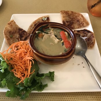 Sisters Thai - Roti Green Curry....watery and the bread was over cooked - Thai Near Me - Fairfax, Virginia