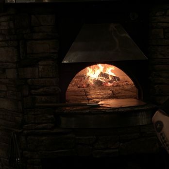 900 Degrees Neapolitan Pizzeria - Great wood burning oven! I wish I had one at home! - Pizza Near Me - Manchester, New Hampshire 900 Degrees Neapolitan Pizzeria - Great wood burning oven! I wish I had one at home! - Pizza Near Me - Manchester, New Hampshire