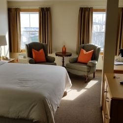 Smugglers Cove Inn - The queen suite - overlooking the town.