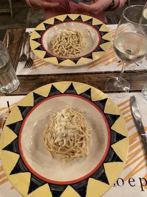 Cacio e Pepe by null