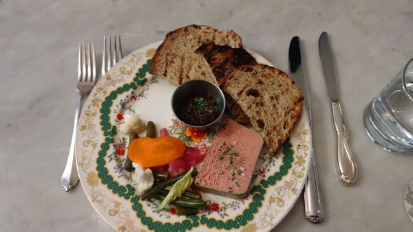 Biff's Bistro by null