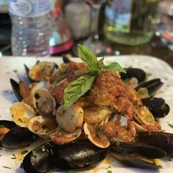 Dolce Vita Italian Restaurant & Pizzeria - Frutti Di Mare