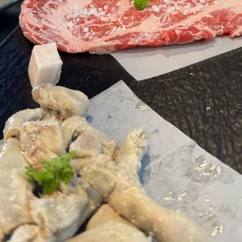 Do Si Korean BBQ - Look at that marbling. - Korean Near Me - Kent, Washington