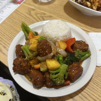 Loving Cafe - sesame sweet and sour - Vegan Near Me - Fort Wayne, Indiana Loving Cafe - sesame sweet and sour - Vegan Near Me - Fort Wayne, Indiana