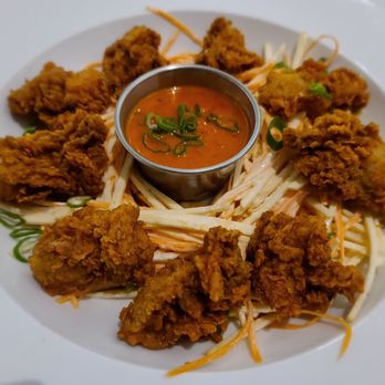 Shoredog Cafe - Fried oysters w/ Thai chili sauce - Cafes Near Me - Richmond, Virginia