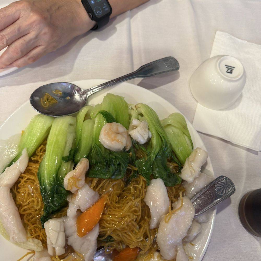 Golden Sand Harbor - seafood hong kong style noodles - Dim Sum Near Me - Dublin, California