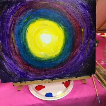 VIP Paints - Every seat has their own easel - Art Classes Near Me VIP Paints - Every seat has their own easel - Art Classes Near Me