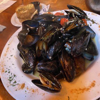 Middleton Tavern - Steamed Mussels - Seafood Near Me - Annapolis, Maryland Middleton Tavern - Steamed Mussels - Seafood Near Me - Annapolis, Maryland