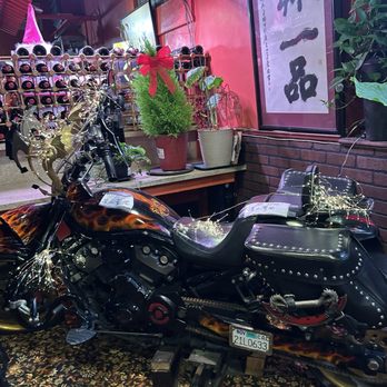 Spicy King - Motorcycle in the entry way - Szechuan Near Me - San Francisco, California Spicy King - Motorcycle in the entry way - Szechuan Near Me - San Francisco, California