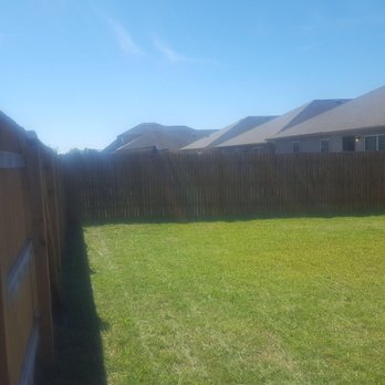 Landscaping...by Rigo - a fenced in yard - Lawn Services Near Me - Manor, Texas Landscaping...by Rigo - a fenced in yard - Lawn Services Near Me - Manor, Texas