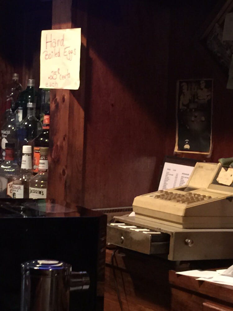 LACEY’S BAR AND CATERING Updated September 2024 444 E Main St