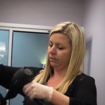 Nicole Kroeger - Hair Stylists Near Me - Cornelius, North Carolina