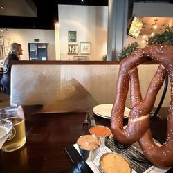 Lucky Monk - BAVARIAN PRETZEL