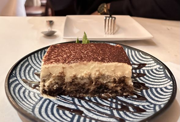 Cafe Tiramisu by null