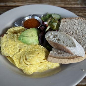 Le Pain Quotidien - Harissa-Tomato Jam & Avocado Omelette - Cafes Near Me - Miami, Florida Le Pain Quotidien - Harissa-Tomato Jam & Avocado Omelette - Cafes Near Me - Miami, Florida