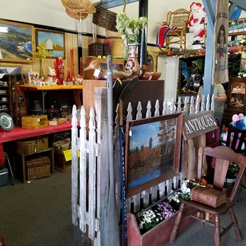 Cora's Place - one of the booths - Thrift Stores Near Me - Rockville, Indiana Cora's Place - one of the booths - Thrift Stores Near Me - Rockville, Indiana