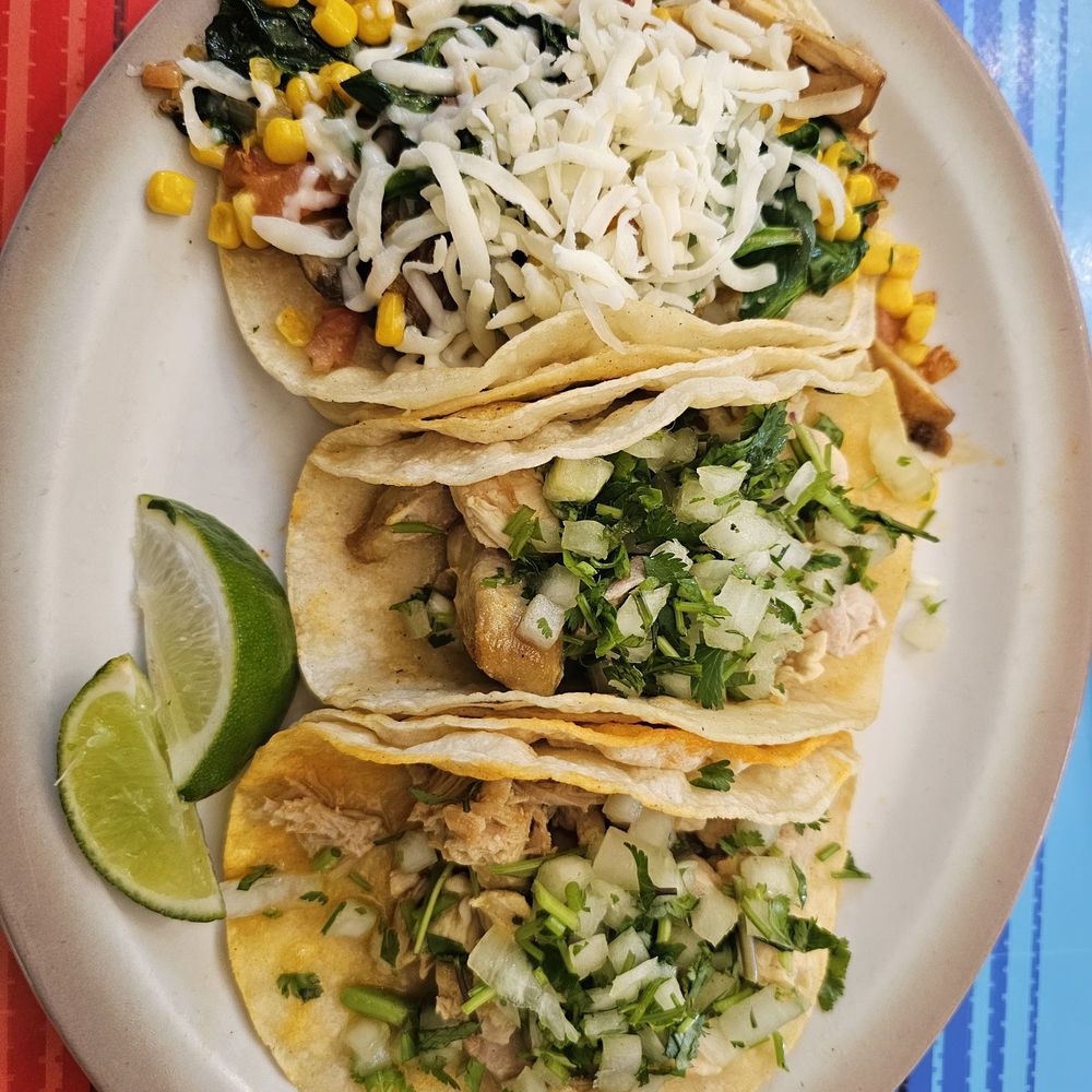 Nanys Tacos - Tacos - Chicken and Veggie - Mexican Near Me - Williams, Arizona Nanys Tacos - Tacos - Chicken and Veggie - Mexican Near Me - Williams, Arizona
