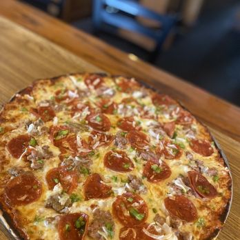 Sal's Pub And Grill - 14" thin crust pizza - American Near Me - Menomonee Falls, Wisconsin Sal's Pub And Grill - 14" thin crust pizza - American Near Me - Menomonee Falls, Wisconsin
