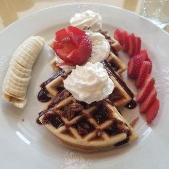 Rooster - Nutella waffles - Coffee & Tea Near Me - Cancún, ROO