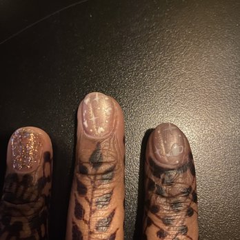 Henna by Naty - And here is a close up! I ended up getting a gel nail design 6 days after I got my hengua and the design survived! - Henna Artists Near Me