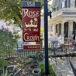 Rose & Crown