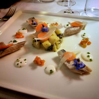La Table 101 - Une salade de pomme de terre hareng revisitée - French Near Me - Lyon, 69