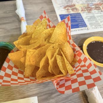 Pedro's Tacos & Tequila Bar - Chips with salsa and bean dip - Mexican Near Me - Ridgeland, Mississippi