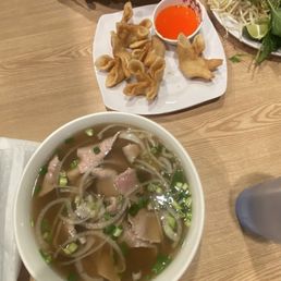 A4. Crab Cheese Wontons - Honh Thnh and P1. Rare Steak Pho - Ph Ti A4. Crab Cheese Wontons - Honh Thnh and P1. Rare Steak Pho - Ph Ti