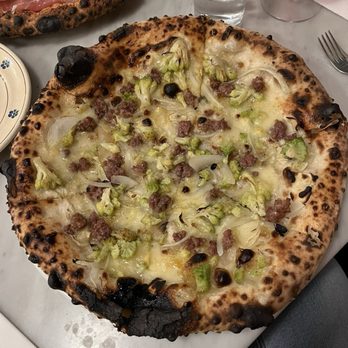 Bar del Monte - Lam Sausage and Romanesco Cauliflower Pizza - Wine Bars Near Me - Washington, DC, District of Columbia