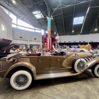 Dezerland Action Park - Vintage car - Arcades Near Me - Orlando, Florida