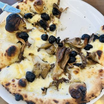 Marlena - Wild Mushroom Pizza w/ plenty of mushrooms and whole olives!! - Coffee & Tea Near Me - Long Beach, California Marlena - Wild Mushroom Pizza w/ plenty of mushrooms and whole olives!! - Coffee & Tea Near Me - Long Beach, California