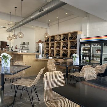 Pali Wine - Wine Tasting Room Near Me - Santa Barbara, California Pali Wine - Wine Tasting Room Near Me - Santa Barbara, California