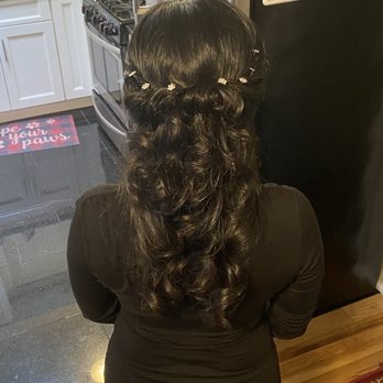 Scissor's Sound Hair Salon - Hair Salons Near Me - Queens, New York