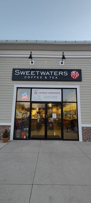 Sweetwaters Coffee & Tea by null