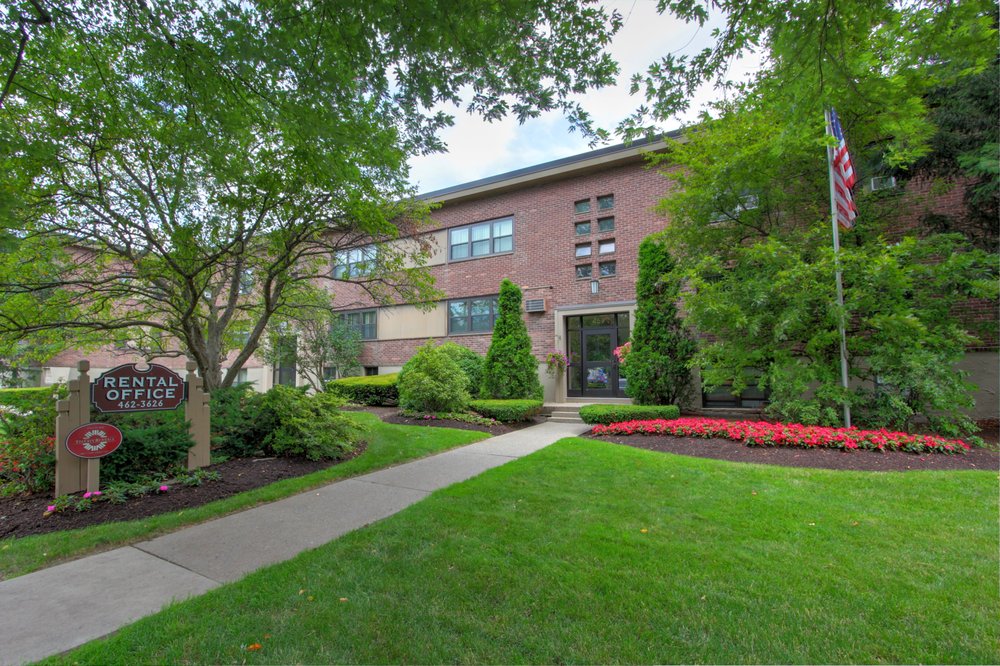 TIVOLI PARK APARTMENTS Updated August 2024 469 Livingston Ave