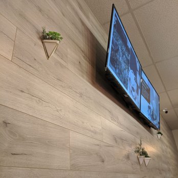 Ding Tea - Wall decor details - Bubble Tea Near Me - Sacramento, California Ding Tea - Wall decor details - Bubble Tea Near Me - Sacramento, California