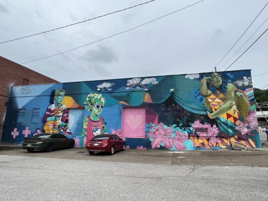 YMCA HEAR ME ROAR MURAL - 520 Elizabeth St, Charleston, West Virginia ...