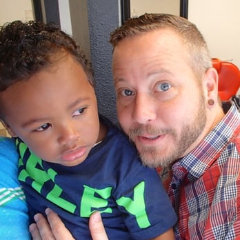 Yonas Barbershop - With Shawn before Sam's trim - Barbers Near Me - San Diego, California
