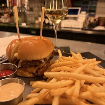 The Norbert - Cheeseburger and fries - Tapas/Small Plates Near Me - West Bend, Wisconsin