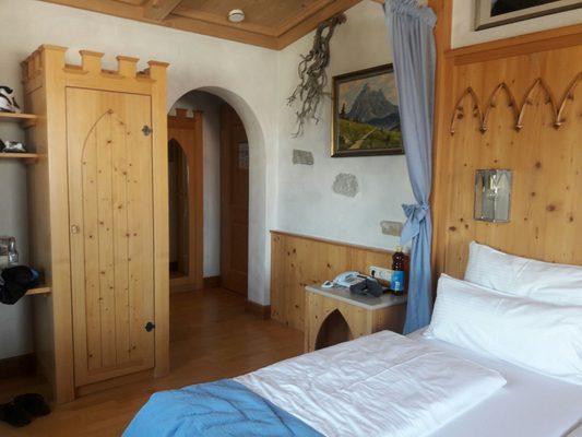 Hotel Hirsch by null