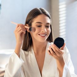 Glaser Dermatology - Check out our tips for avoiding breakouts from makeup