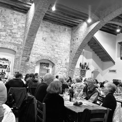 Gattavecchi - Cantina dining area