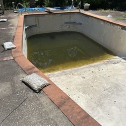 Burnett Pools Spas & Hot Tubs - Damaged pool