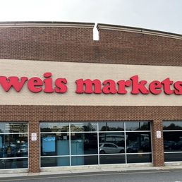 Exterior outside entrance of Weis Markets - The Front - Stafford, Virginia Exterior outside entrance of Weis Markets - The Front - Stafford, Virginia