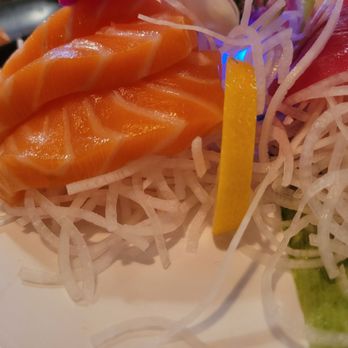 Love Sushi lyons - Thick cuts of salmon - Sushi Bars Near Me - Newhall, California Love Sushi lyons - Thick cuts of salmon - Sushi Bars Near Me - Newhall, California
