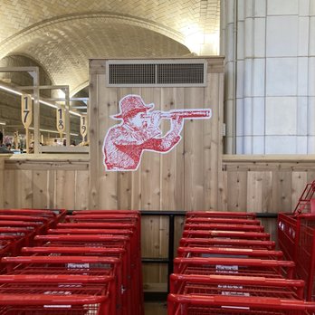 Trader Joe's - 06/19/22 - Grocery Near Me - New York, New York