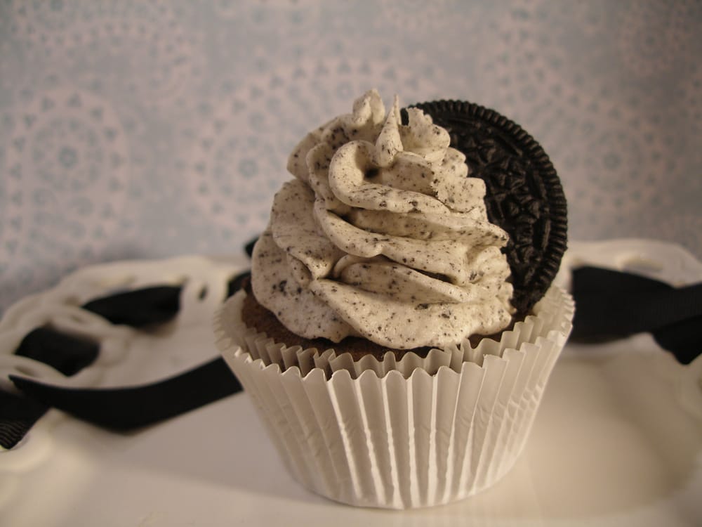 THE CUPCAKE TREE Updated August 2024 Zionsville, Indiana Desserts Phone Number Yelp